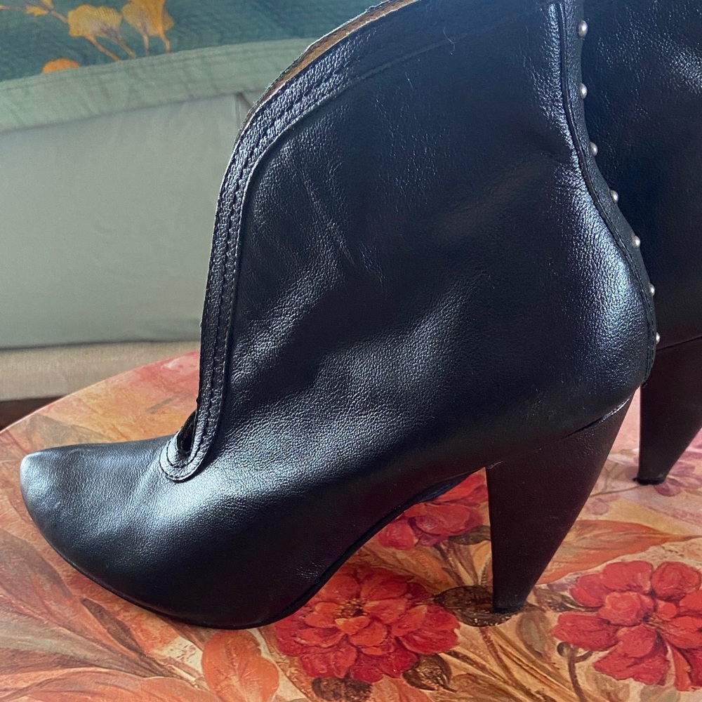 Elegant Black Women's Ankle Boots